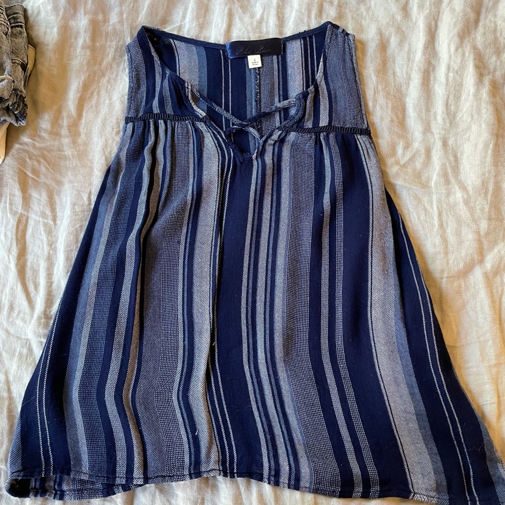 Blue flowy summer shirt
